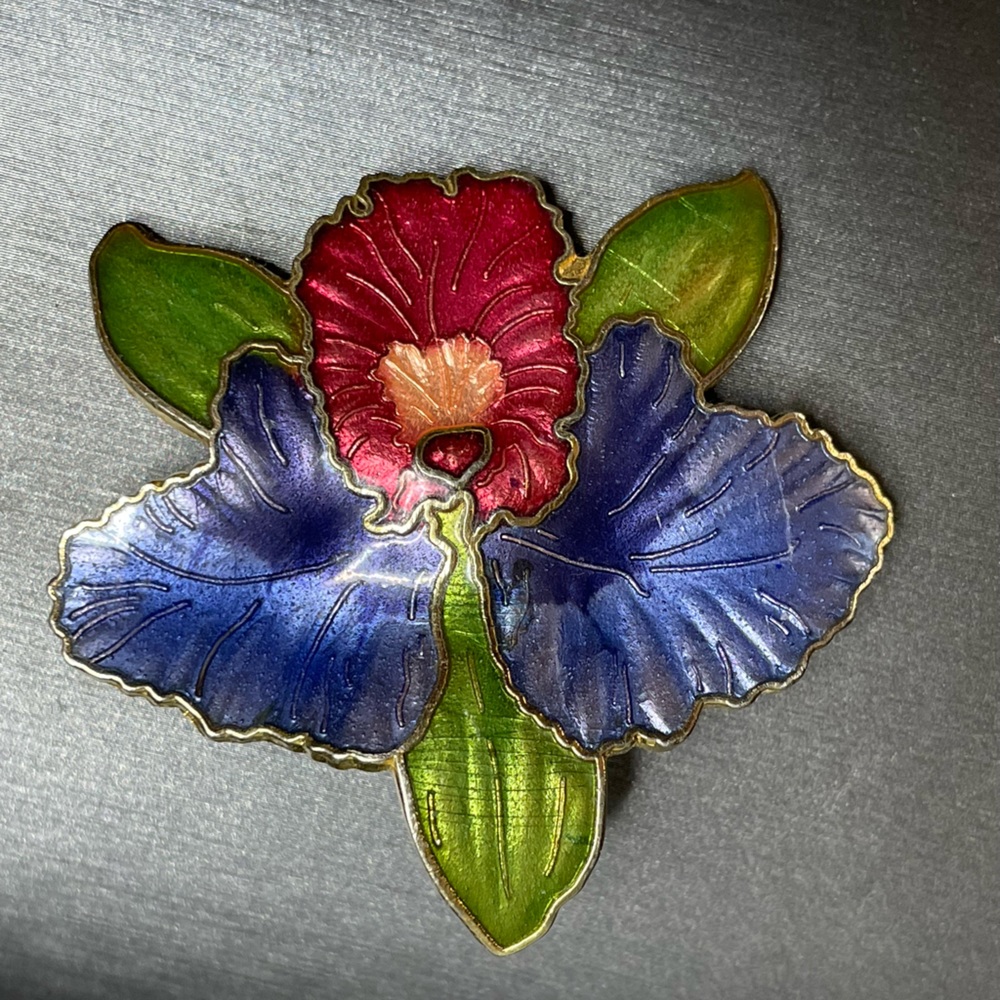 Cloisonné Orchid Flower Periwinkle & Pinks Gold Tone 3D Vintage 2” Brooch - Picture 3 of 14